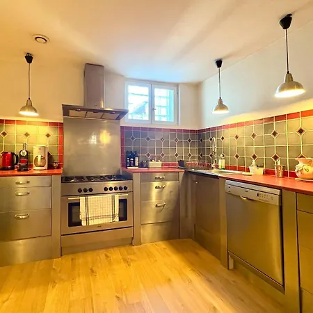 Le Saint Antoine, Arenes, 2 Chambres, Clim Apartment *